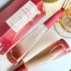 ISSEY MEYAKE L'Eau d'Issey Rose&Rose EDP Intense 90 ml (Counter Box)