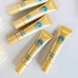 Anessa perfect UV Sunscreen Skincare Gel 15 g.