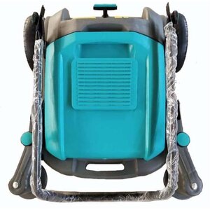 เครื่องกวาดใบไม้