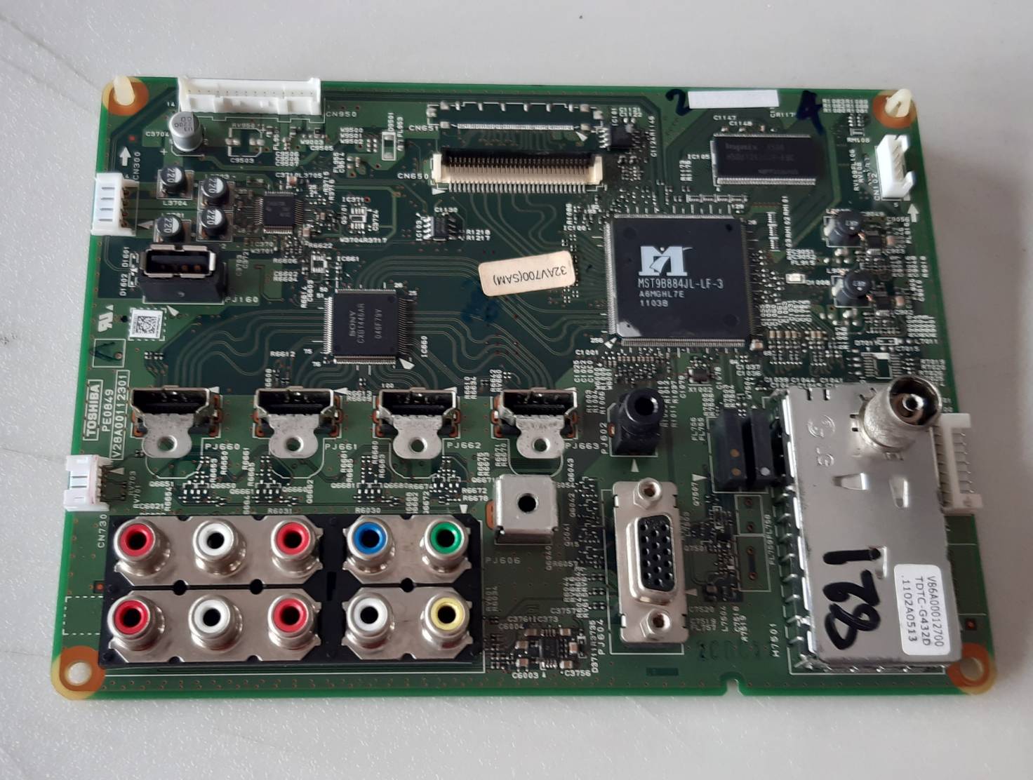 อันที่ 821 TOSHIBA 32AV700T ซิสเตร็ม V28A00112301 ดีเทสแล้ว