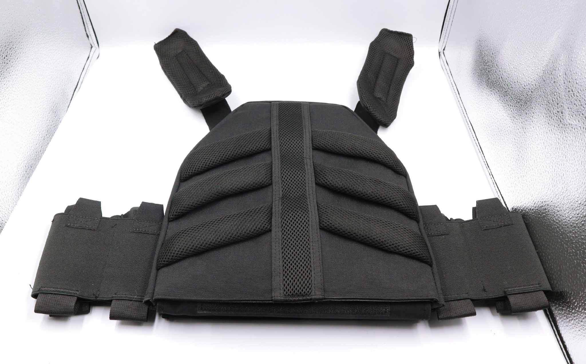 เสื้อเกราะ Universal Vest (K1850)