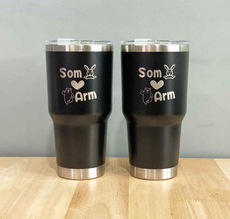 สลักชื่อ สลักข้อความ สลักรูป เลเซอร์ชื่อ เลเซอร์ข้อความ เลเซอร์รูป บนกระบอกน้ำ