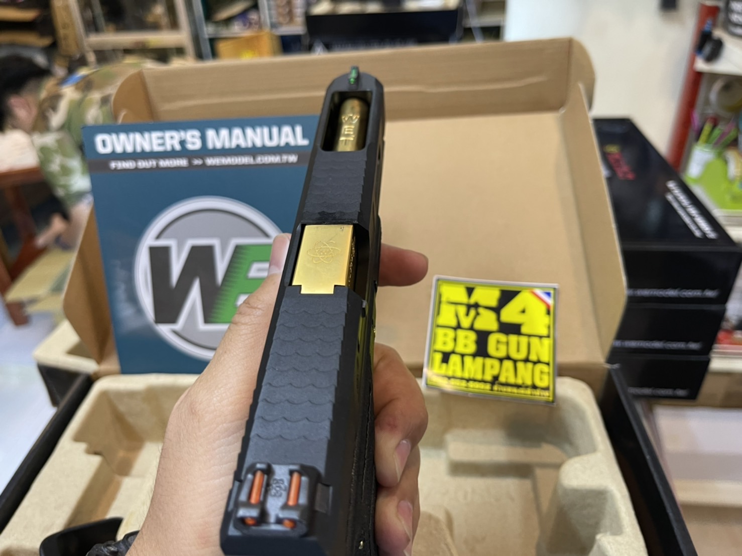 WE - Glock 34 G-Force T1 เฟรมดำ สไลด์ดำ ท่อทอง