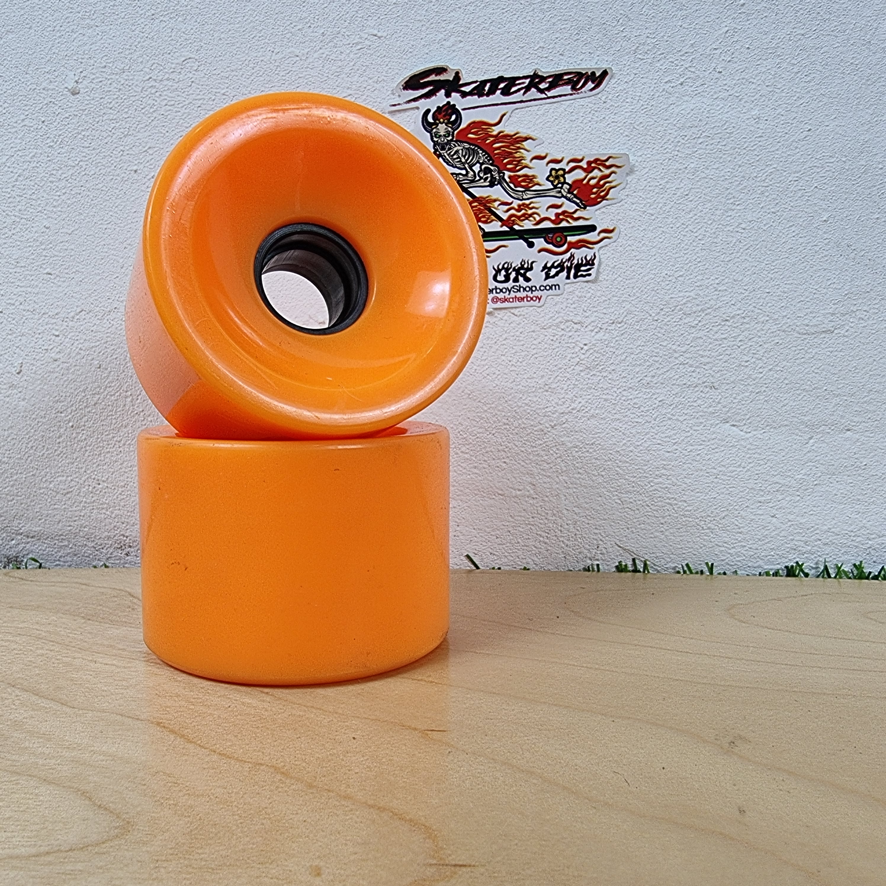 [0502] ล้อสเก็ตบอร์ด ขนาด 73x51mm สำหรับ สเก็ตบอร์ดไฟฟ้า