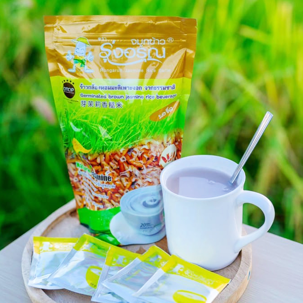 704 รุ่งอรุณ ข้าวกล้องหอมมะลิเพาะงอก รสจืด ซองทอง 200g. (จมูกข้าวรุ่งอรุณ) Rungarun Germinated Brown Jasmine Rice Beverage เจ