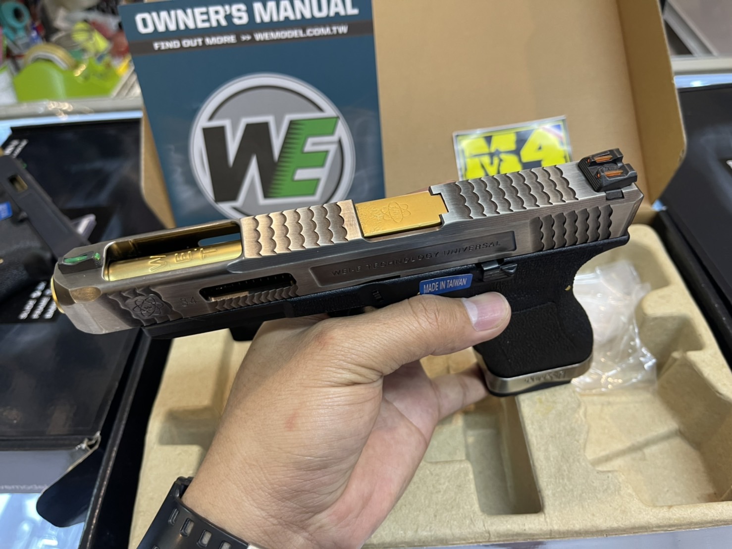 WE - Glock 34 G-Force T1 เฟรมดำ สไลด์เงิน ท่อทอง