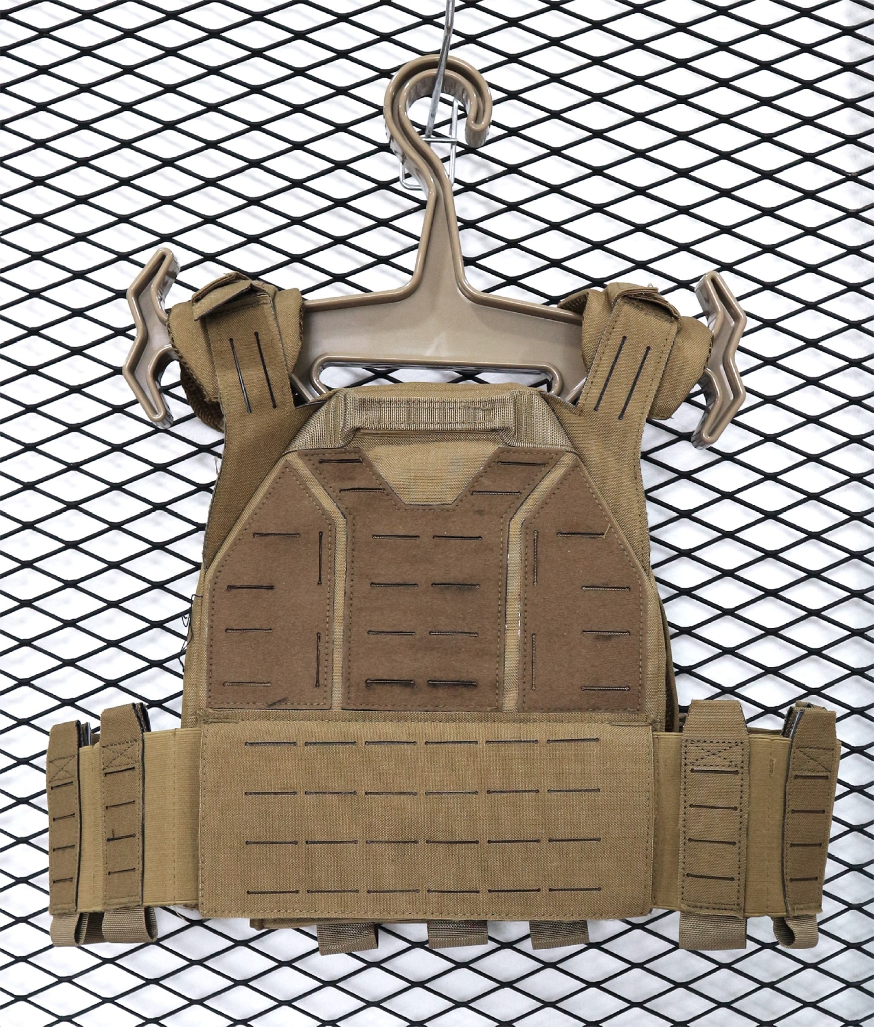 เสื้อเกราะ Universal Vest (K1850)