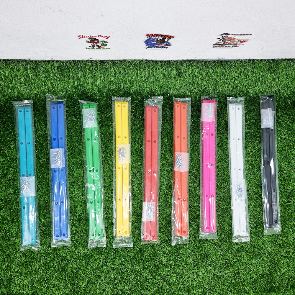 0302 rail guard skateboard ใช้ติดใต้แผ่นสเก็ตบอร์ดกันรอย มีน็อตมาให้ สายรูดราวต้องมี