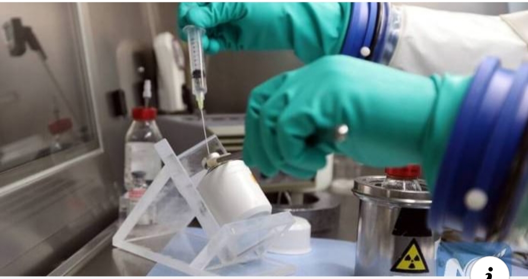 [ยกโหล 12 คู่] HDG ถุงมือเฮฟวีดิวตี้ไนไตร สีเขียว ยาว 13 นิ้ว หนา 14 มิล ฝ่ามือหยาบแบบรังผึ้ง แบรนด์ Sensouse