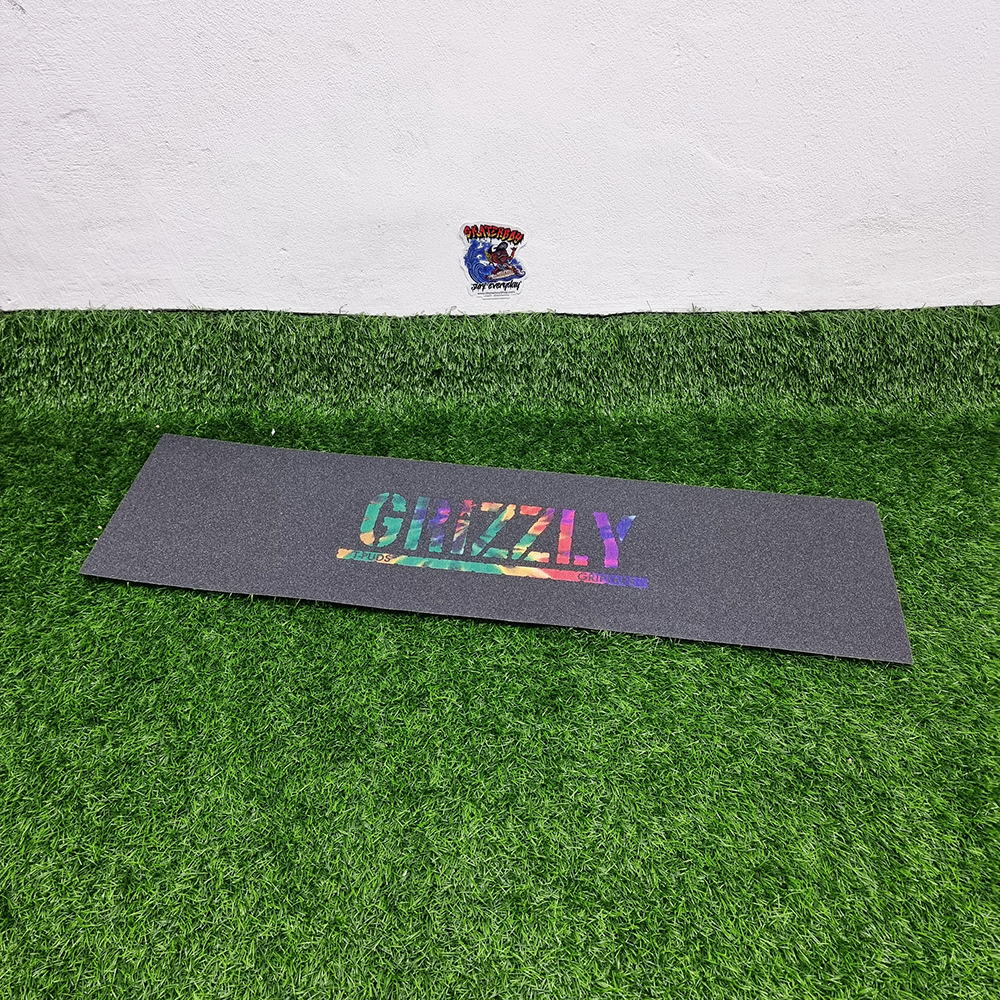 [0304] สติ๊กเกอร์กระดาษทราย ลายแก๊งการ์ตูน ขนาด 83x24cm street skateboard Grip tape