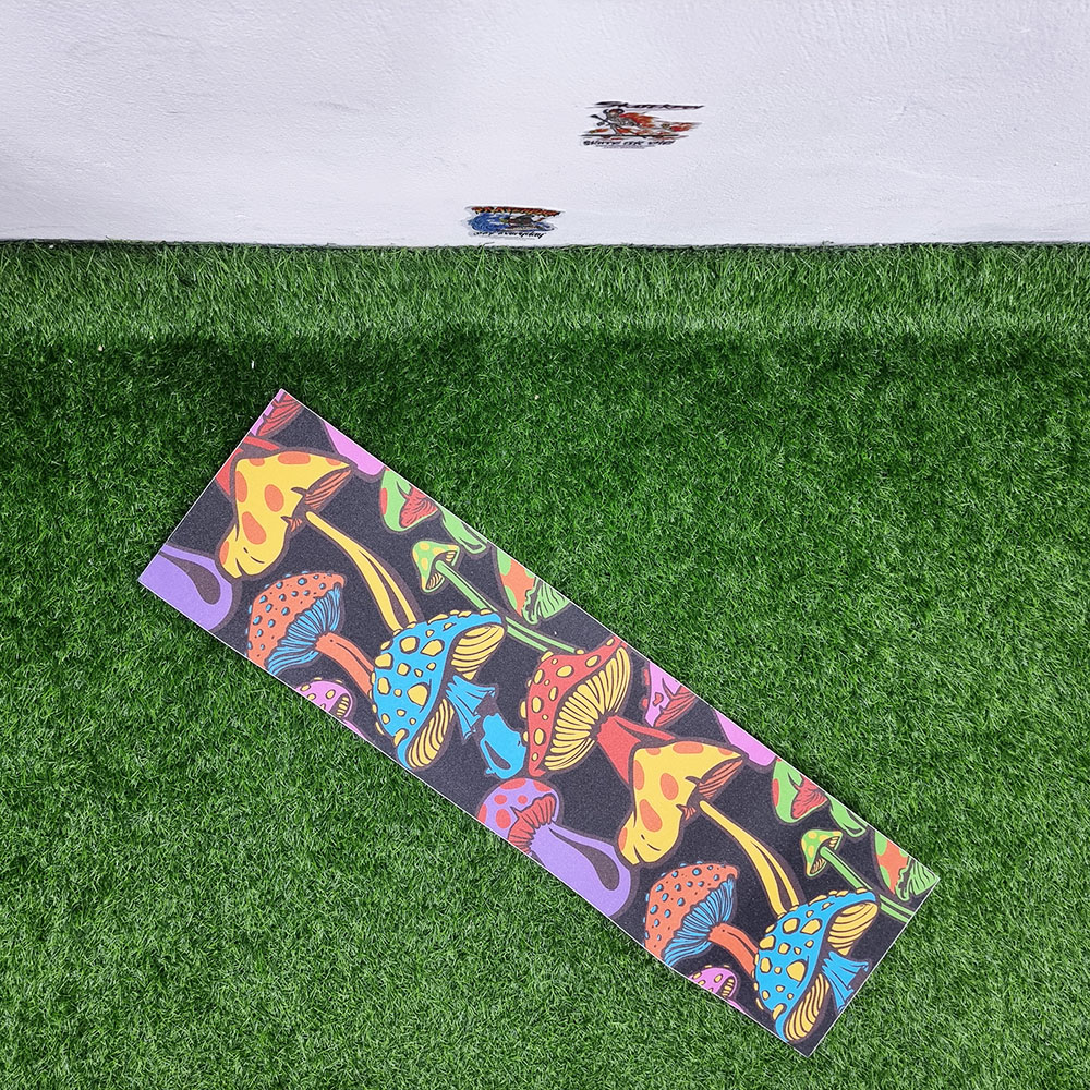 [0304] สติ๊กเกอร์กระดาษทราย ลายเห็ด กระโหลก ขนาด 83x24cm street skateboard Grip tape