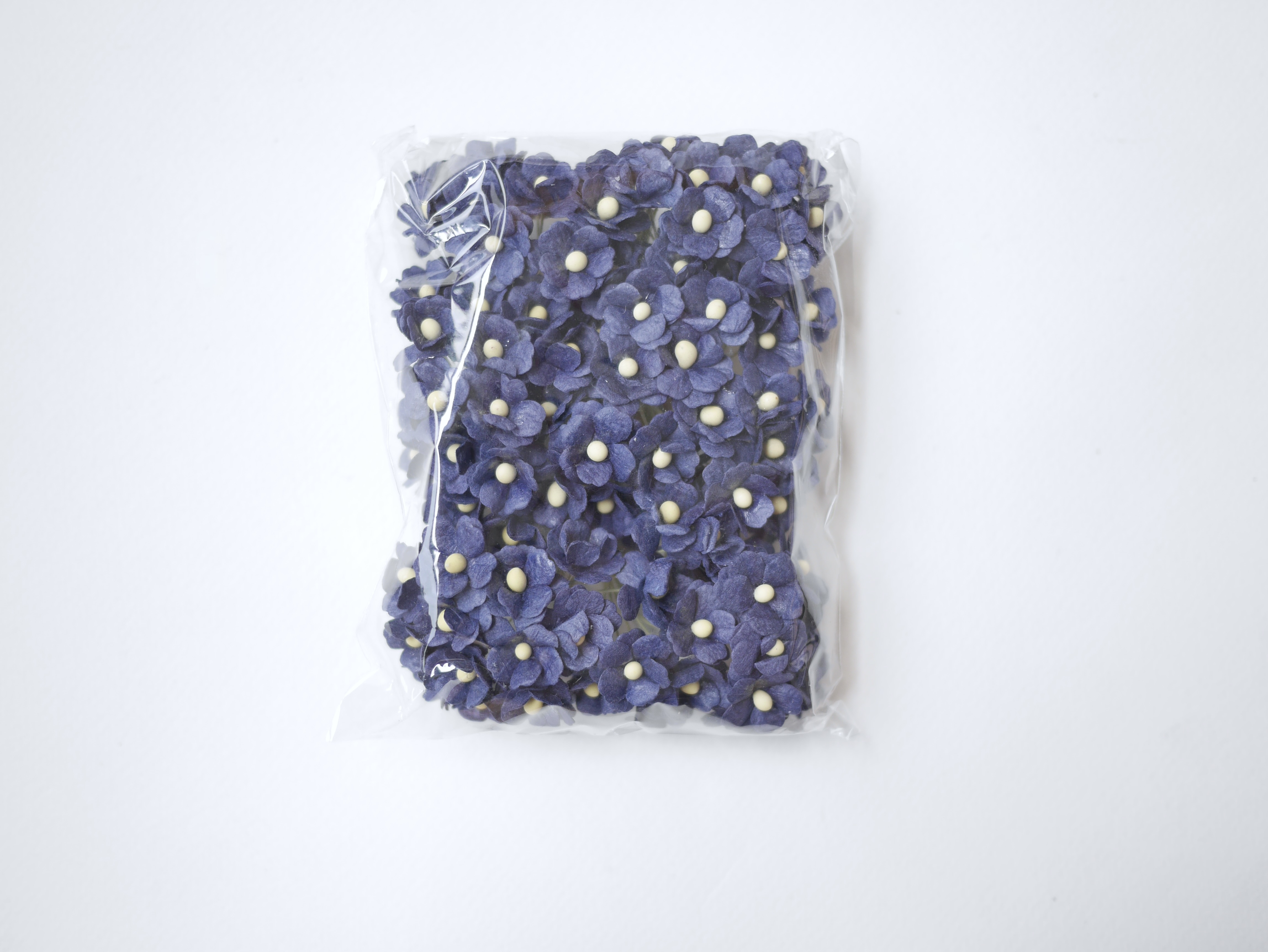 ดอกไม้กระดาษสา ราคาส่ง, ดอกไฮเดรนเยียกระดาษสา ดอกไม้ประดิษฐ์ ตกแต่งงานแต่งงาน ประดิษฐ์ข้อมือ เพื่อนเจ้าสาว ขนาด 2.00 cm., สำหรับของชำร่วย, งานแต่งงาน, ดอกไม้ทำข้อมือเจ้าสาว สีน้ำเงินกรมท่า จำนวน 100 ดอก Paper flower,100 Pieces mulberry hydenyia, passion b