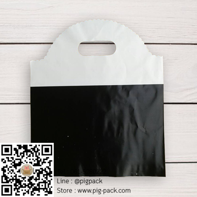 ถุงหูหิ้วสีดำขาว 25x23 cm. 50 ชิ้น : 004800