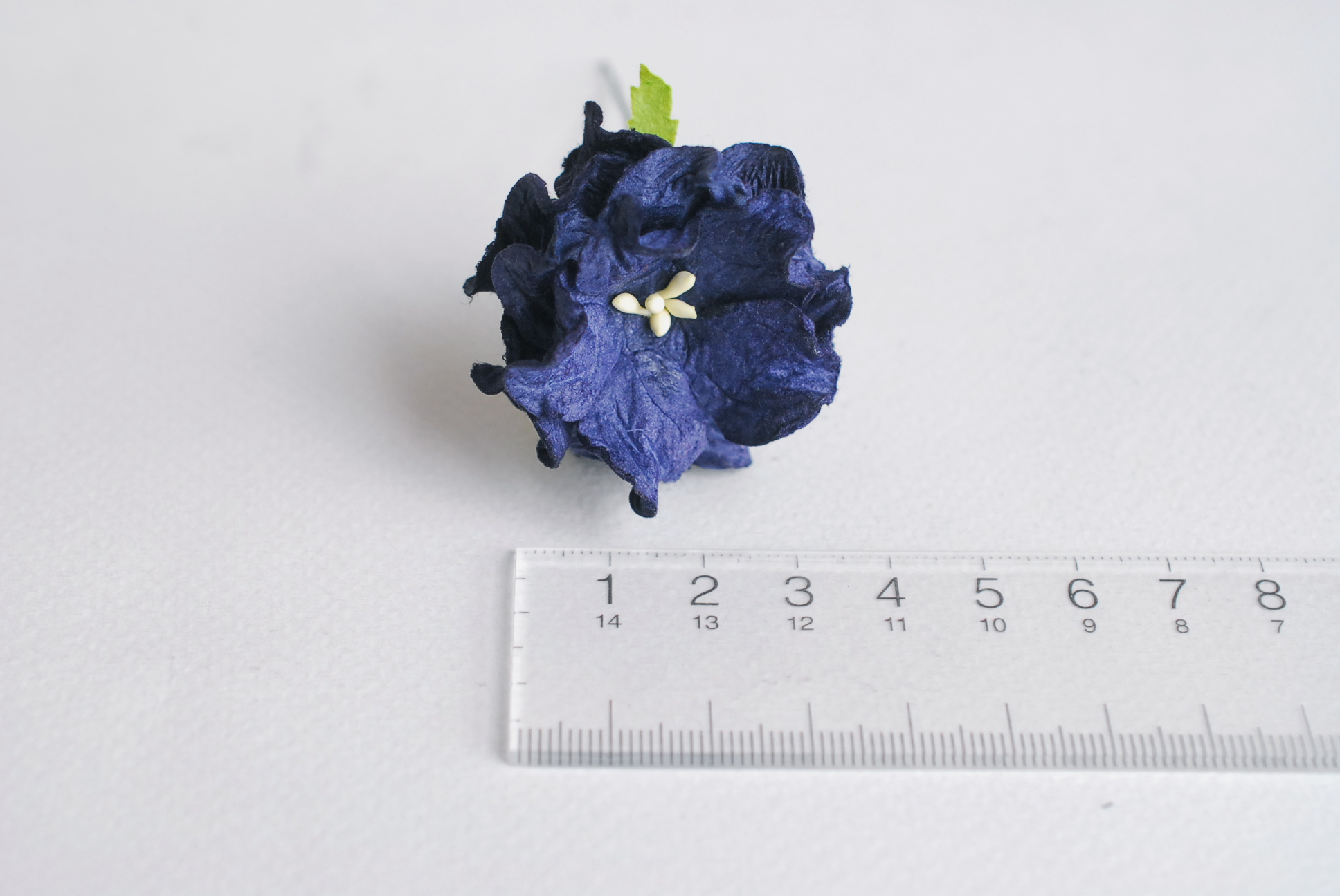 ดอกไม้กระดาษสา ราคาส่ง, ดอกการเดนเนียกระดาษสา ดอกไม้ประดิษฐ์ ตกแต่งงานแต่งงาน ประดิษฐ์ข้อมือเพื่อนเจ้าสาว ขนา่ด 3.5 cm., สำหรับของชำร่วย, งานแต่งงาน, ดอกไม้ทำข้อมือเจ้าสาว สีน้ำเงินกรมท่า จำนวน 25 ดอก Paper flower,25 Pieces mulberry gardenia flowers suppl