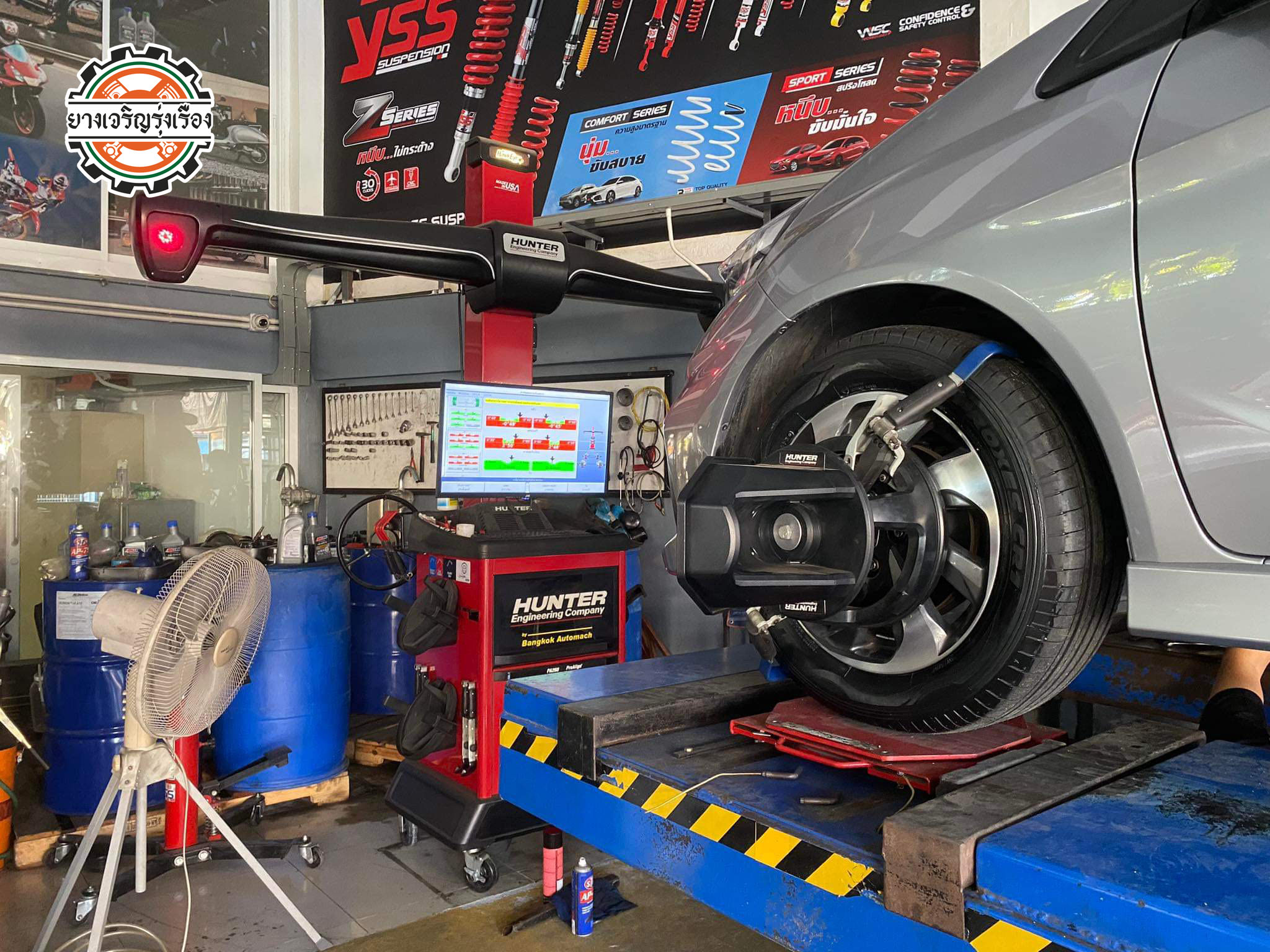 HONDA MOBILIO เข้ารับบริการเปลี่ยนยางรถยนต์ เน้นคุณภาพ ราคาเหมาะสม ☄️TOYO TIRES PROXES CR1 88H ขนาด 195/60R15 𝙊𝙪𝙧 𝙎𝙚𝙧𝙫𝙞𝙘𝙚 บริการทางร้านเรารับทำอะไรบ้าง 🔧 ติดตั้งยางแบบไร้รอย 100% 🔧 บริการสลับยาง ตามอายุ 🔧 มียางรถยนต์ทุกยี่ห้อให้เลือกซื้อ 🔧 เช็คช่วงล่าง แก้ปัญหาให้ตรงจุด 🔧 บริการล้างลิ้นปีกผีเสื้อ 🔧 บริการเช็คระยะรถยนต์ 🔧 เปลี่ยนถ่ายของเหลวทั้งระบบ 🔧 ตั้งศูนย์ด้วยเครื่อง HUNTER นำเข้าจาก USA สอบถามข้อมูลเพิ่มเติม หรือนัดหมายเข้ารับบริการ Tel : 08-6569-1915 Tel : 08-6544-5963 Line id : @88rw Tiktok : https://www.tiktok.com/@88rwycrr Youtube : https://youtube.com/@88rw Facebook : https://www.facebook.com/88rwtire Location : https://goo.gl/maps/HrNUAZXPN94KvxZ98?coh=178573&entry=tt #รถยนต์มีปัญหาไม่รู้ต้องแก้ตรงไหน ทางเรายินดี ตรวจหาปัญหาและหาวิธีแก้ บอกลูกค้าก่อนลงมือทำเสมอราคาเป็นธรรมไม่เอาเปรียบ สบายใจคุณลูกค้า ---------------------------------- ดูแลให้คำปรึกษาทุกปัญหาคาใจ ไม่ทิ้งลูกค้า มีบริการหลังการขาย 【ให้ผู้เชี่ยวชาญของเรา ดูแลรถคุณ】 ร้านยางเจริญรุ่งเรือง ยินดีต้อนรับครับ ---------------------------------- #โช๊คอัพรถยนต์ #monroe #yss #kayaba #profender #ร้านยางเจริญรุ่งเรือง #นนทบุรี #งามวงศ์วาน #amsfix #บริการช่วงล่างรถยนต์ #ซ่อมบำรุงช่วงล่าง #เซทอัพโช๊คอัพรถยนต์