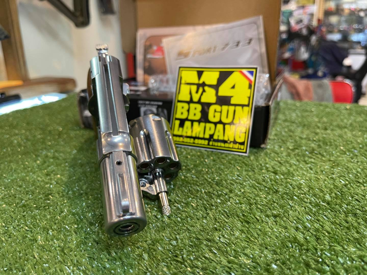 Wingun 733 2 นิ้ว ปืนลูกโม่ Co2 – สีเงินด้ามลายไม้