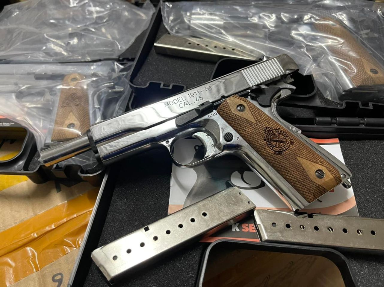 AKSA COLT 1911 ลาย Spring Field สีเงินเงา