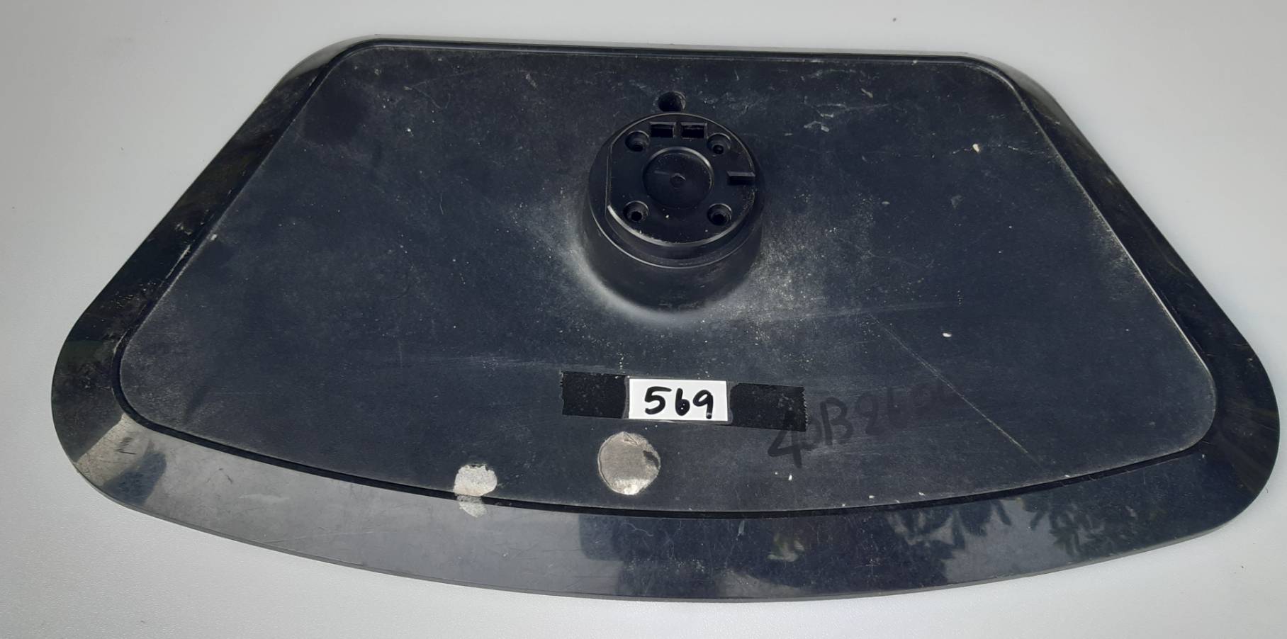 อันที่ 569 ขาทีวี TCL 40B2600 55-732570 39B2600