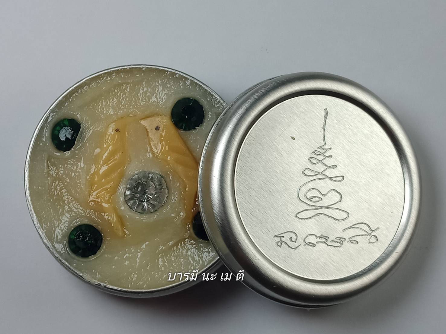 สีผึ้งพุทธคุณ-เมตตามหานิยม(สีผึ้งพิธีพระจอมขวัญ )