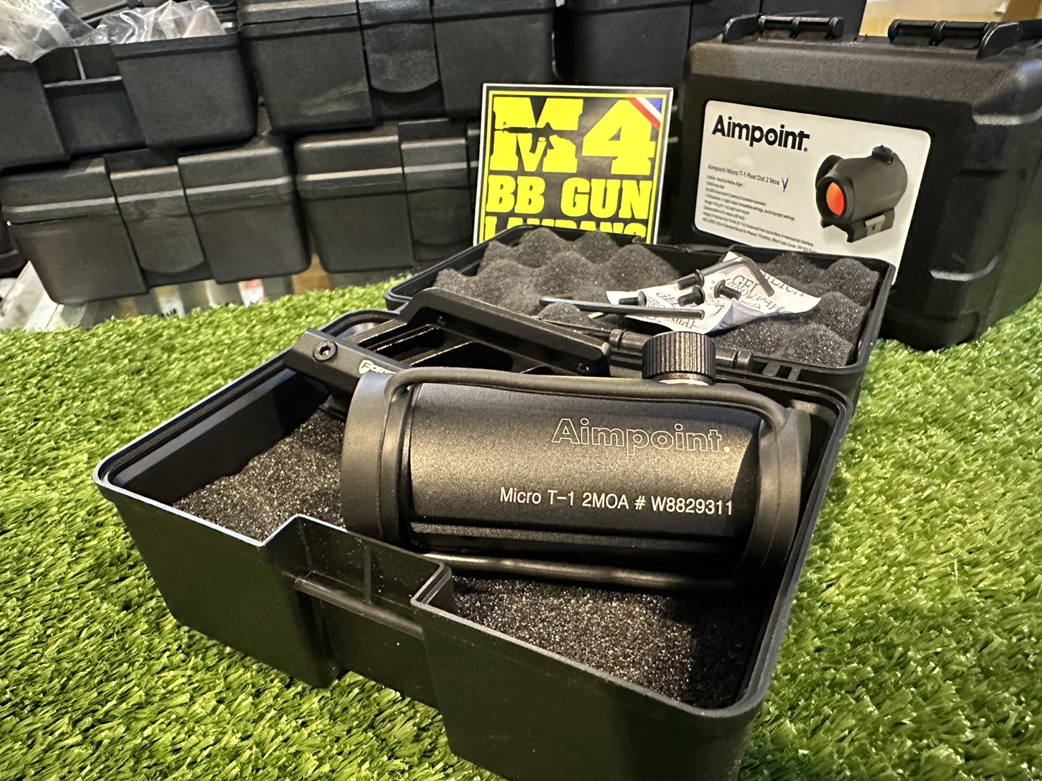 Dot: Aimpoint Micro T-1 2MOA