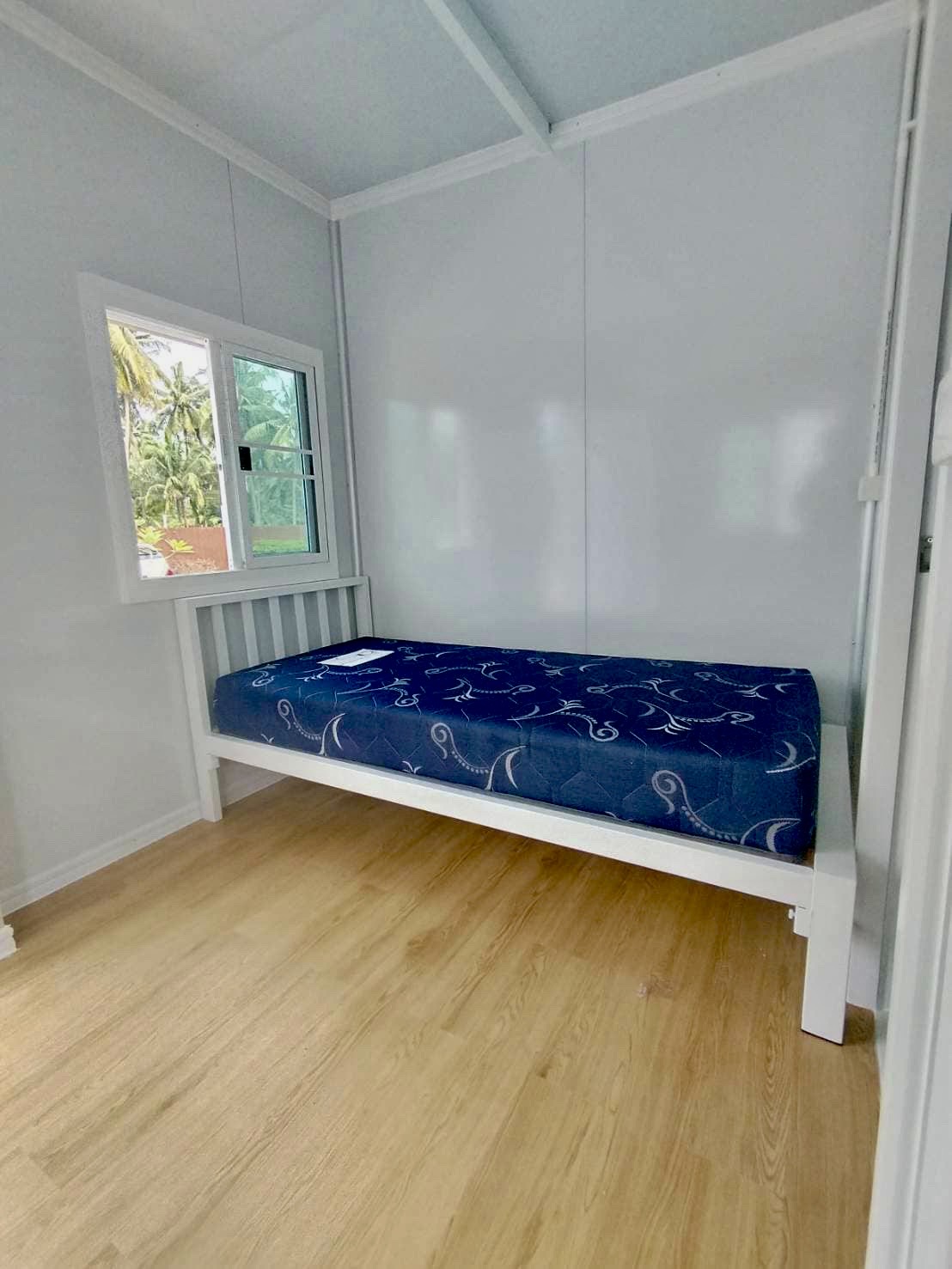 เตียงเหล็กชั้นเดียว 3 ฟุต พร้อมที่นอนหนา 8 นิ้ว ชุดโปรโมชั่น