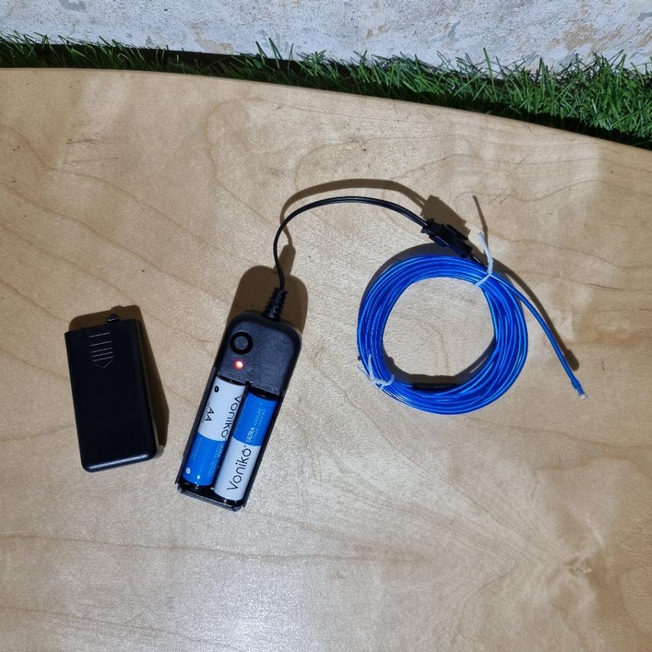 [0320] ไฟแต่ง ติด สเก็ตบอร์ด สกู๊ตเตอร์ ใส่ถ่าน AA ปรับไฟกระพริบ 3mode ซ่อนใต้ ขอบกันกระแทก