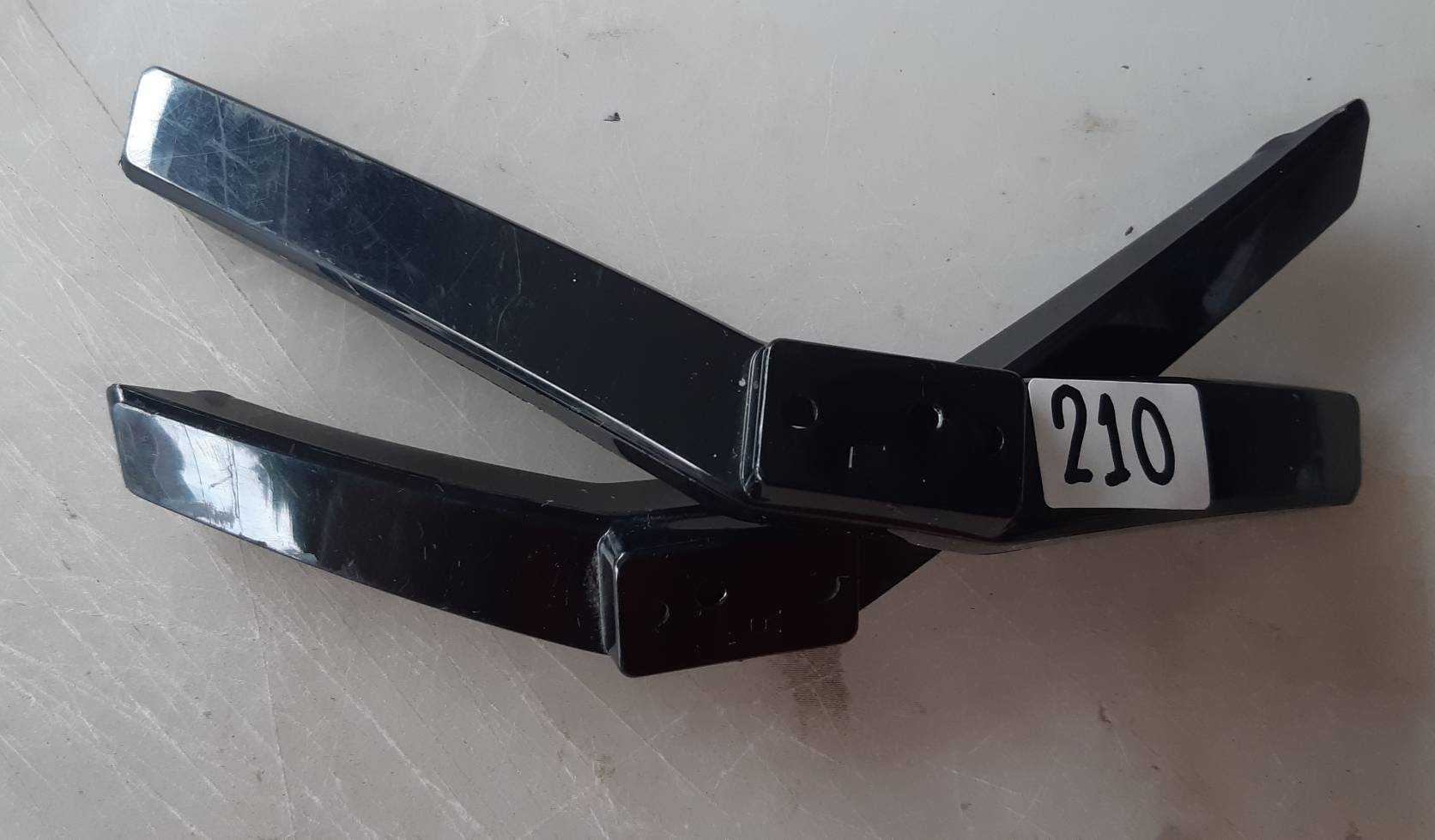 อันที่ 210 ขาทีวี HYUNDAI CHD-W320F8
