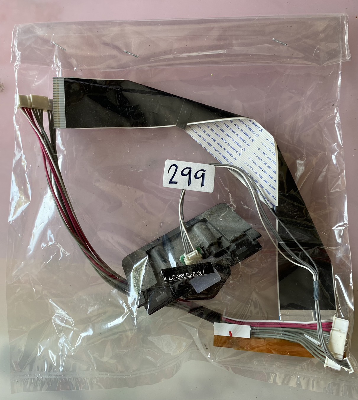 ชุดสายแพร 299 SHARP LC-32LE280X