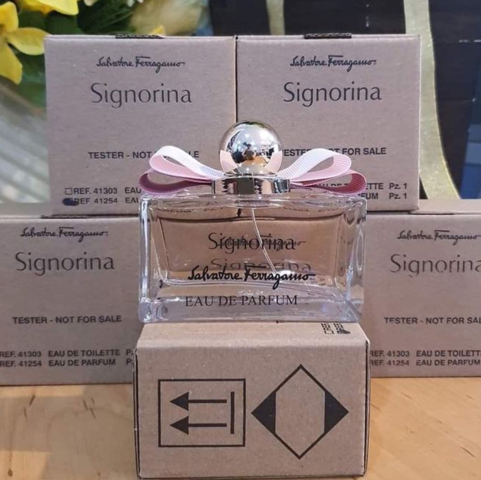 SALVATORE FERRAGAMO Signorina EDP 100 ml (Tester Box)