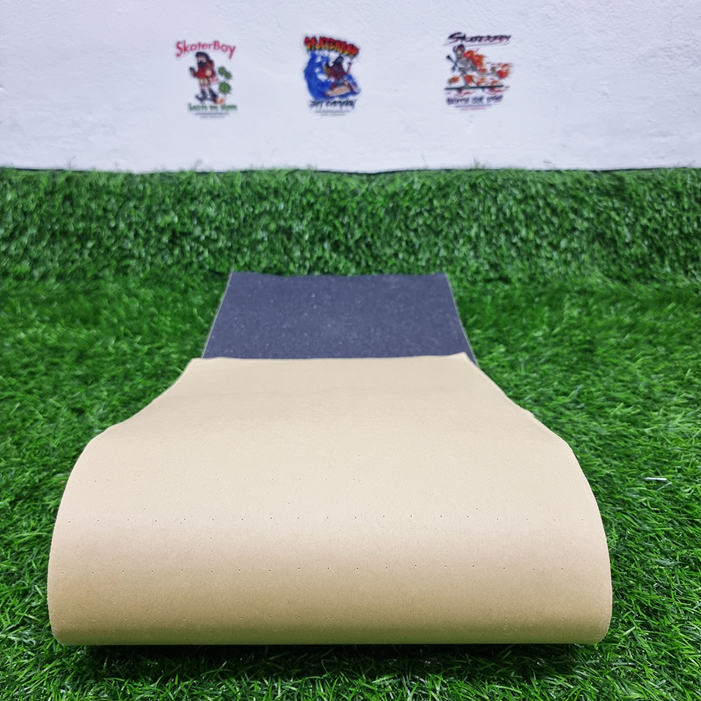 [0304][ลด50%] สติ๊กเกอร์กระดาษทราย 84x23cm 3ความหนา 125g 144g มีรูไล่อากาศ 168g