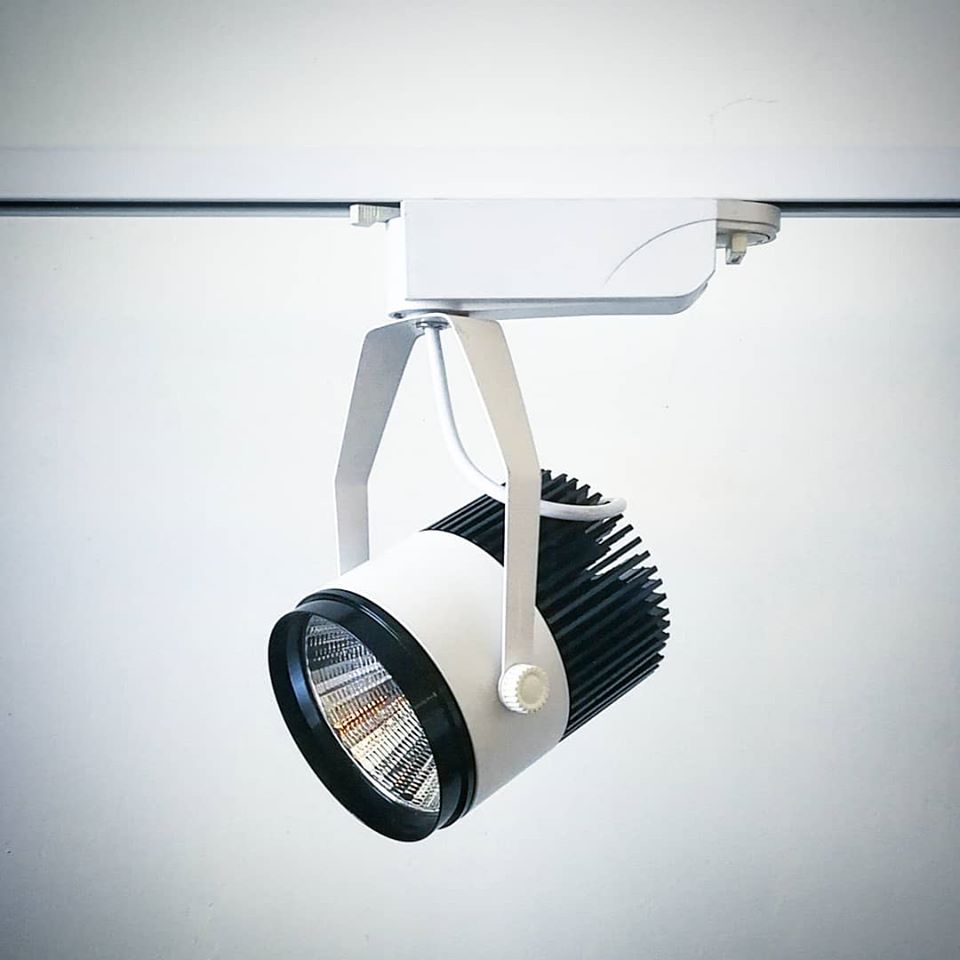 โคมไฟ TRACK LIGHT รุ่น GD075B-30