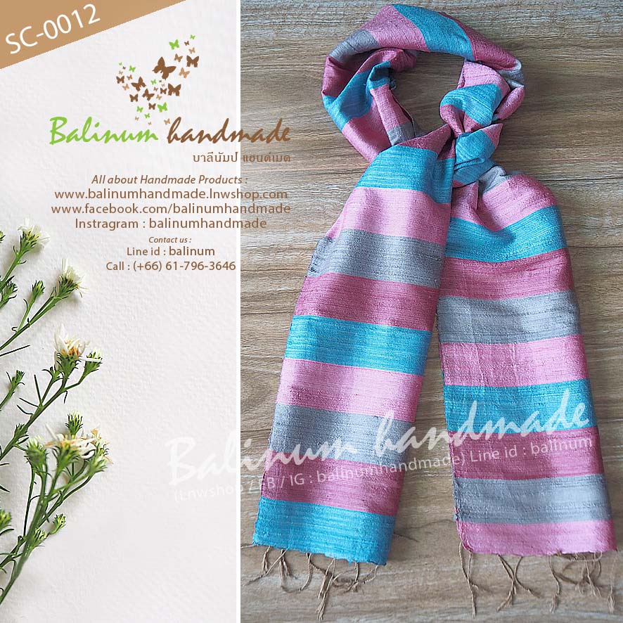 Hand Woven Scarf 100% Laos Silk, Very Soft and Feel Comfortable. ผ้าพันคอไหมลาว 100% ของแท้ งานทอมือทั้งผืน เนื้อผ้านุ่ม ลื่น บางเบา ให้ความอบอุ่น รู้สึกสบาย สามารถนำมาพันคอหรือคลุมไหล่ก็ได้ (ใช้ได้ทั้งผู้หญิงและผู้ชาย) ฟ้า, ชมพู (Blue, Pink)