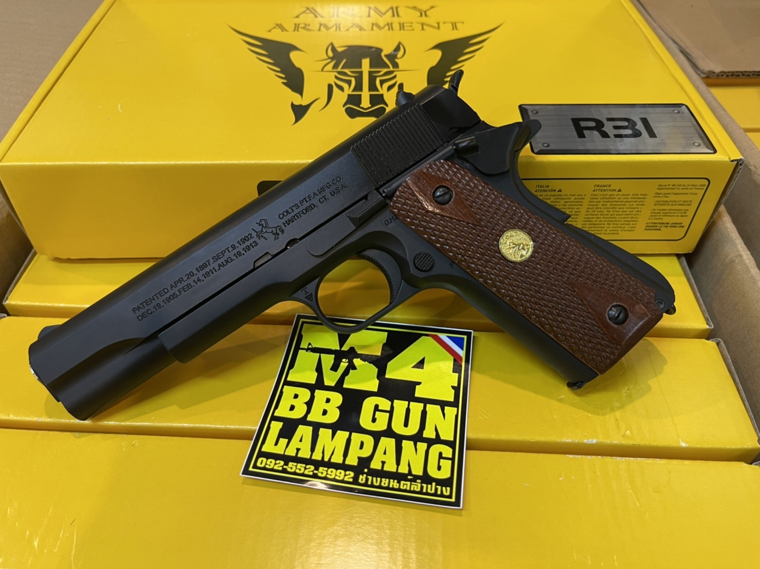 ARMY R31 BK