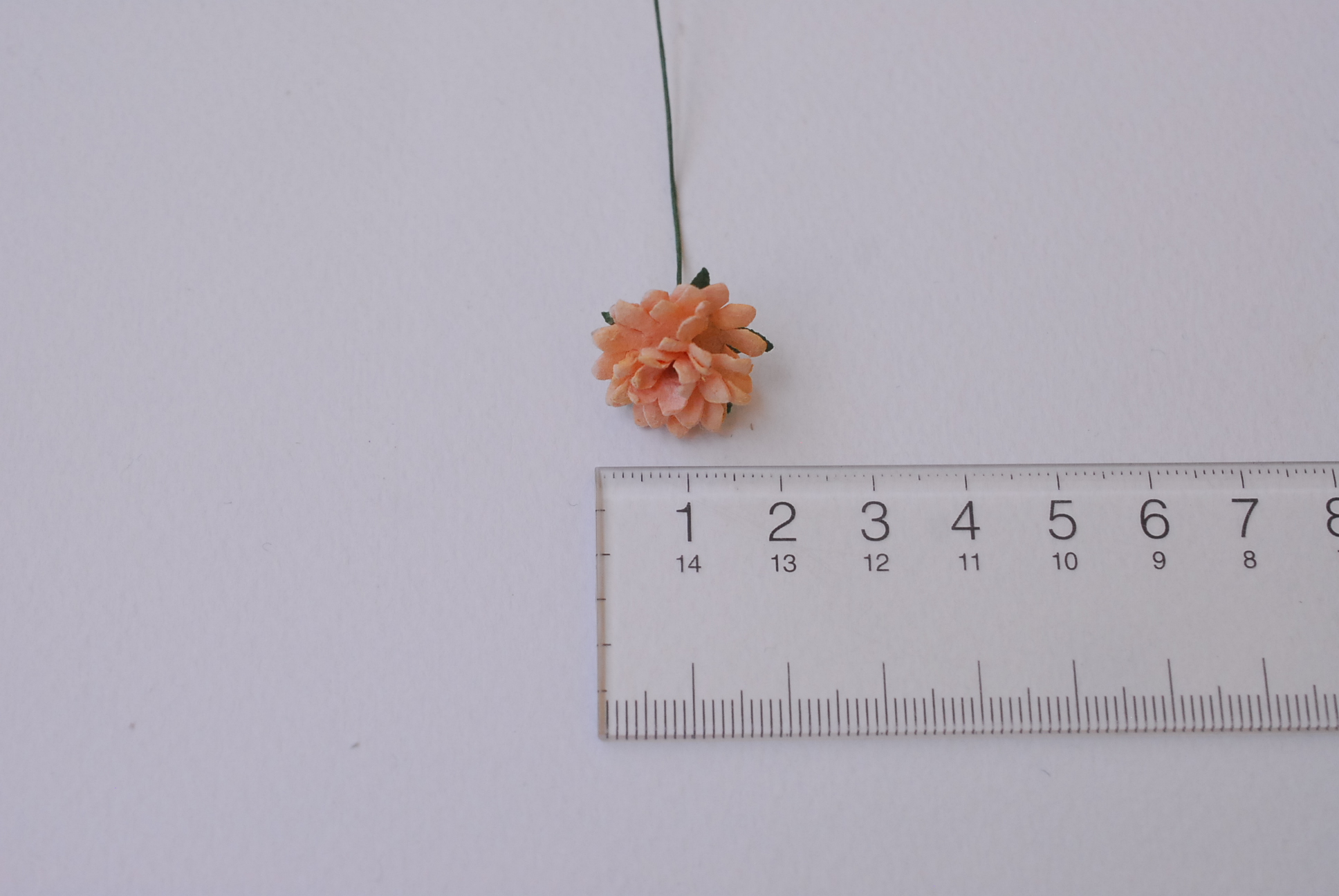 ดอกไม้ประดิษฐ์, ดอกไม้กระดาษสา, ดอก gypsophila, ดอกยิปโซ งานประดิษฐ์ตกแต่งของชำร่วย, ดอกไม้ทำพานพุ่ม,พานพวงมาลัย, พานรับไหว้, ขนาด 1.5 cm. สีพีช