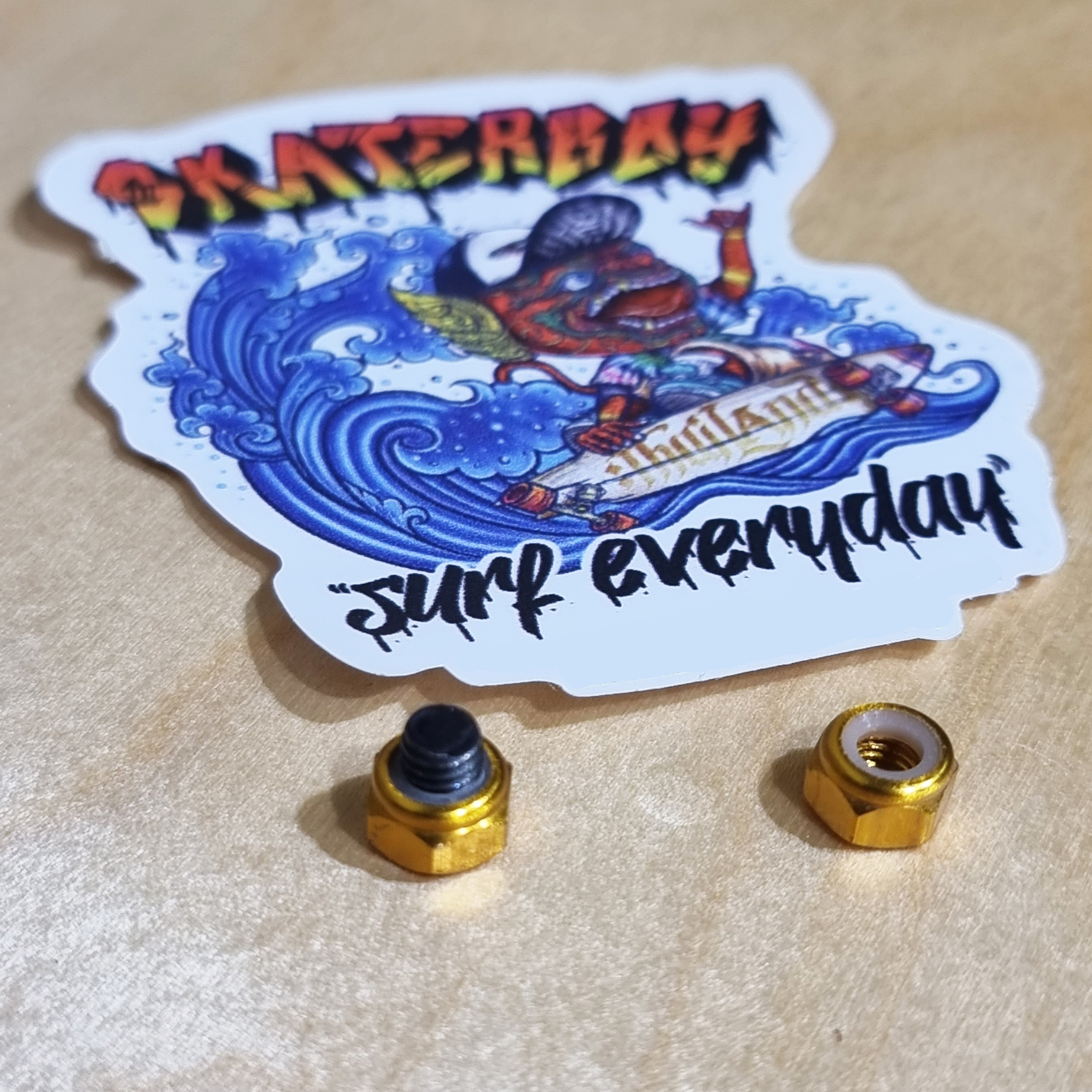 [0309] น็อต Aluminum alloy ตัวเมียยึด ทรัคสเก็ตบอร์ด ชุบสี ยางไนลอนกันคลาย ตัวเล็ก