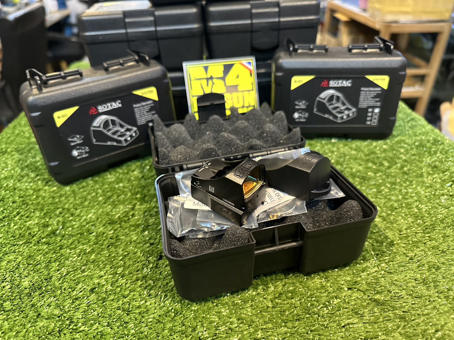 Dot: SOTAC M-003 DOCTER