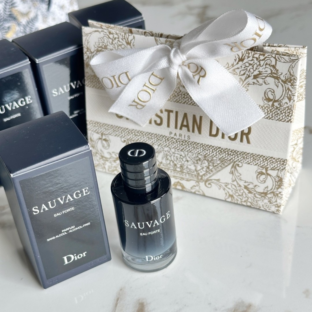 Dior Sauvage Eau Forte ขนาดทดลอง 10 ml หัวแต้ม