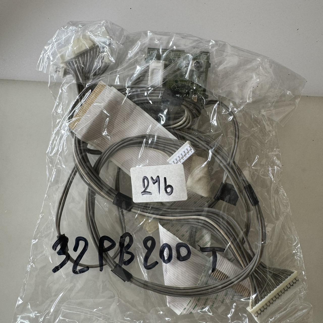 ชุดสายแพร 276 TOSHIBA 32PB200T