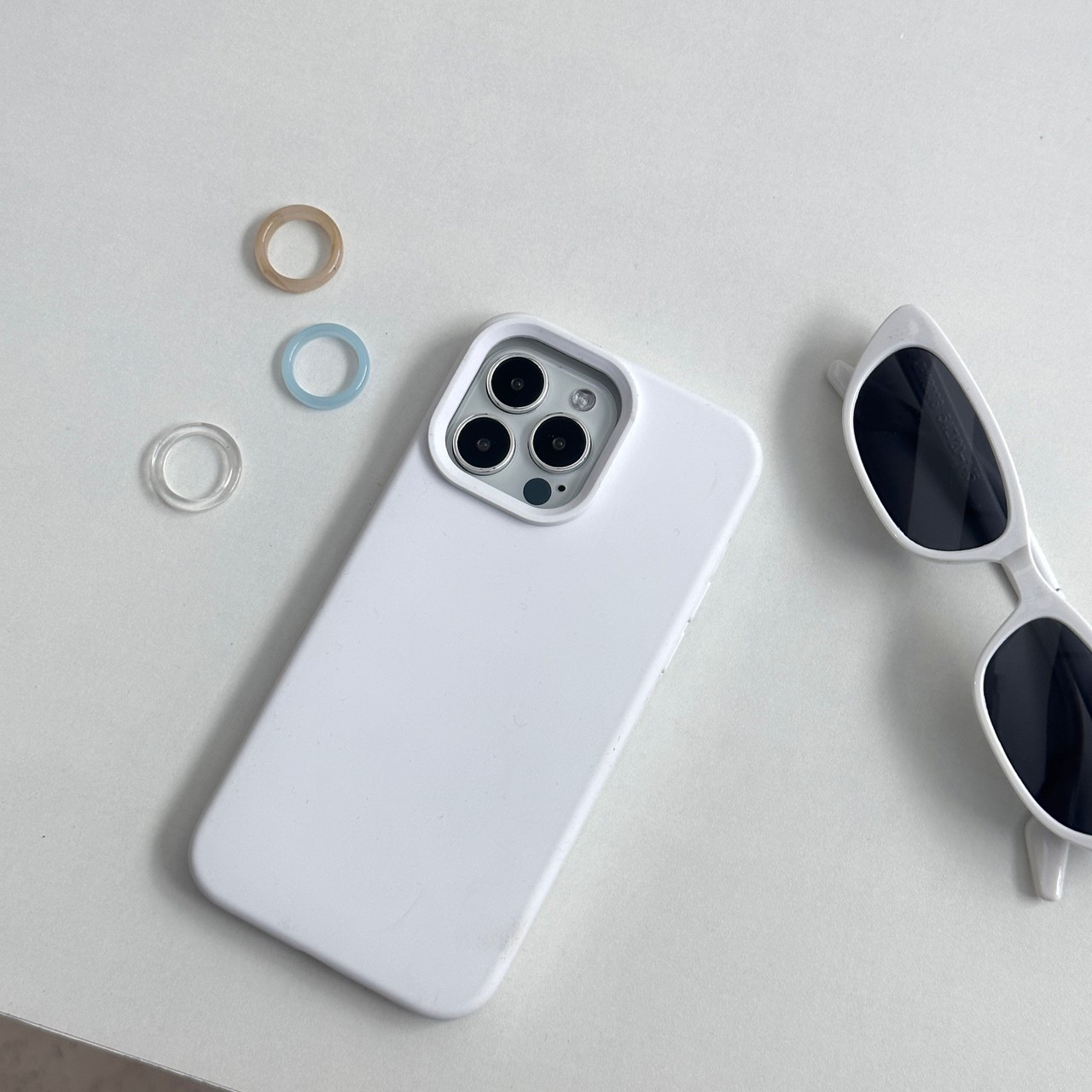 Silicone premium Case v.2 (white colors)