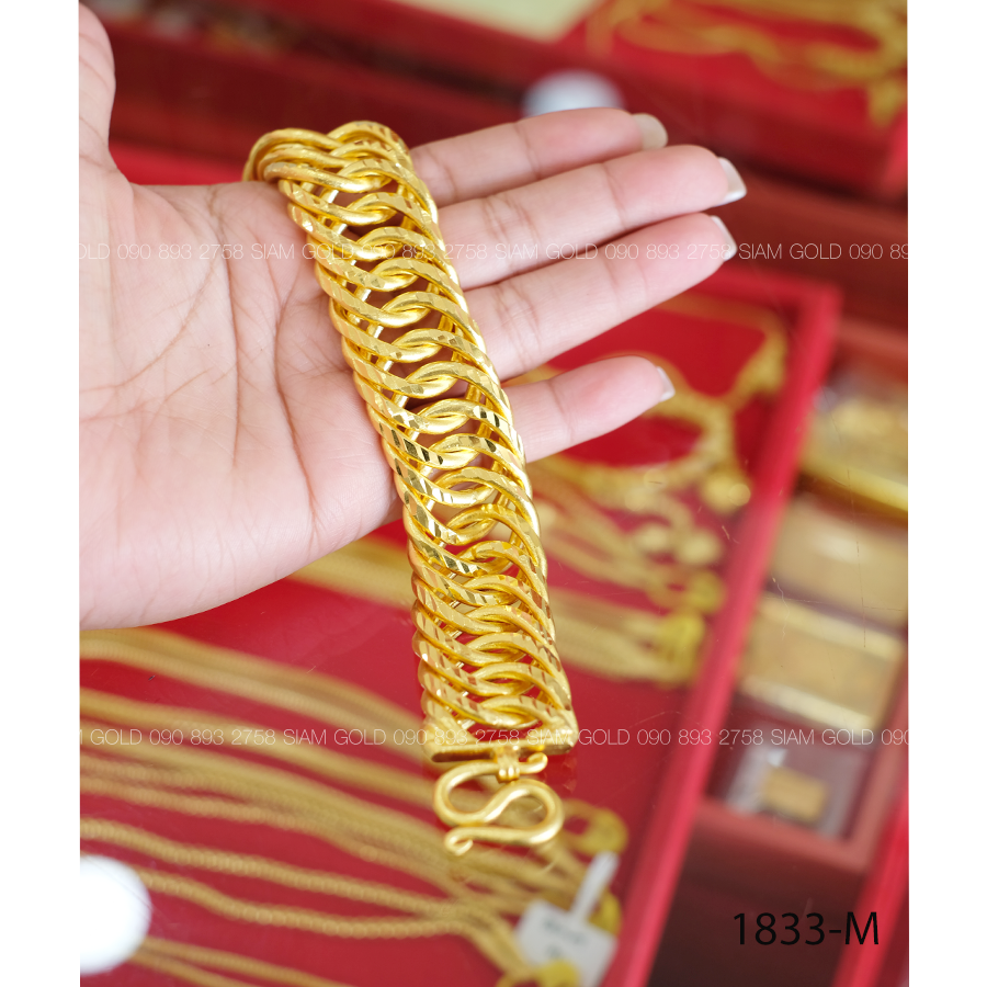 (M) สร้อยข้อมือ เลสบิดยุ่ง 20 บาท