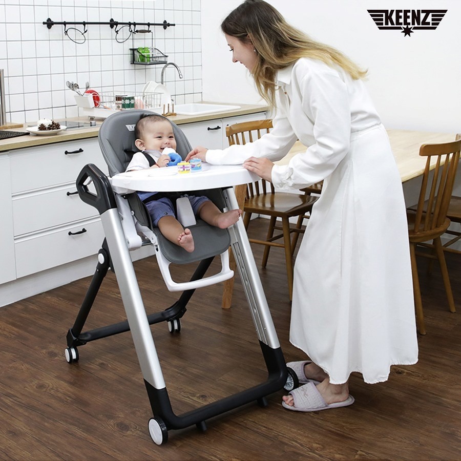 Keenz Yommy High chair เก้าอี้ทานข้าวเด็ก ปรับระดับได้