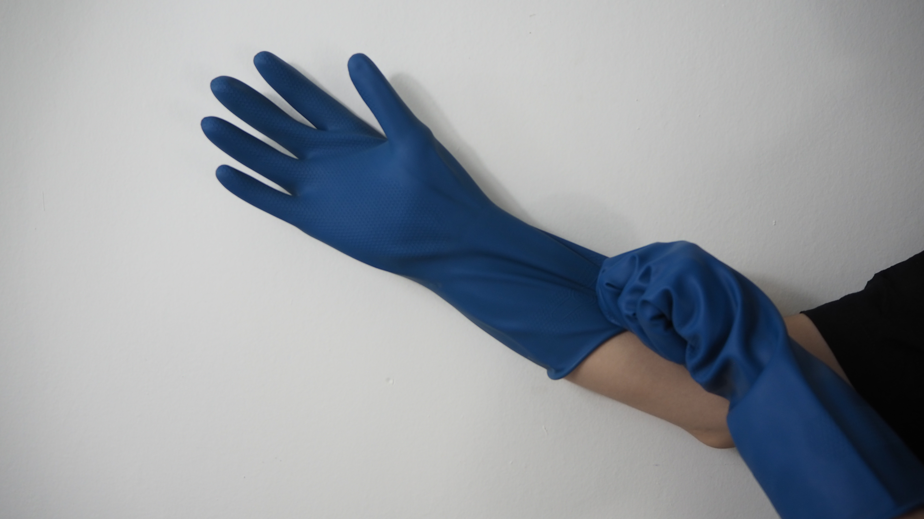 [ยกโหล 12 คู่] HHG04 ถุงมือแม่บ้าน ยาว 12 นิ้ว บรรจุ ฝ่ามือหยาบแบบรังผึ้ง มีซับใน