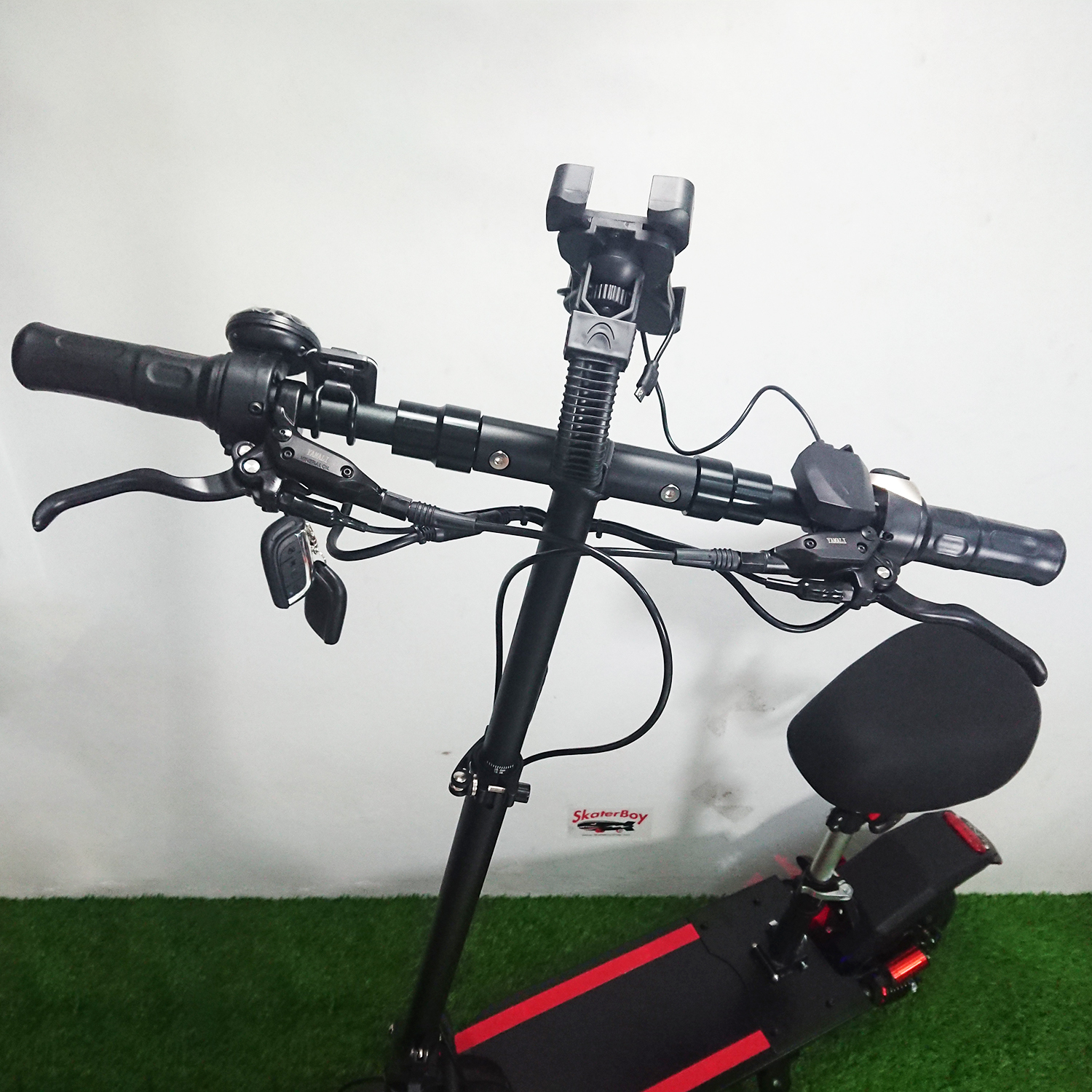 [0601] สกู็ตเตอร์ไฟฟ้า รุ่น BigScoot ล้อ 11 นิ้ว แบตเตอรี่ 60V ใช้เดินทางจริงจัง ฟังก์ชั่นเพียบ Electric scooter