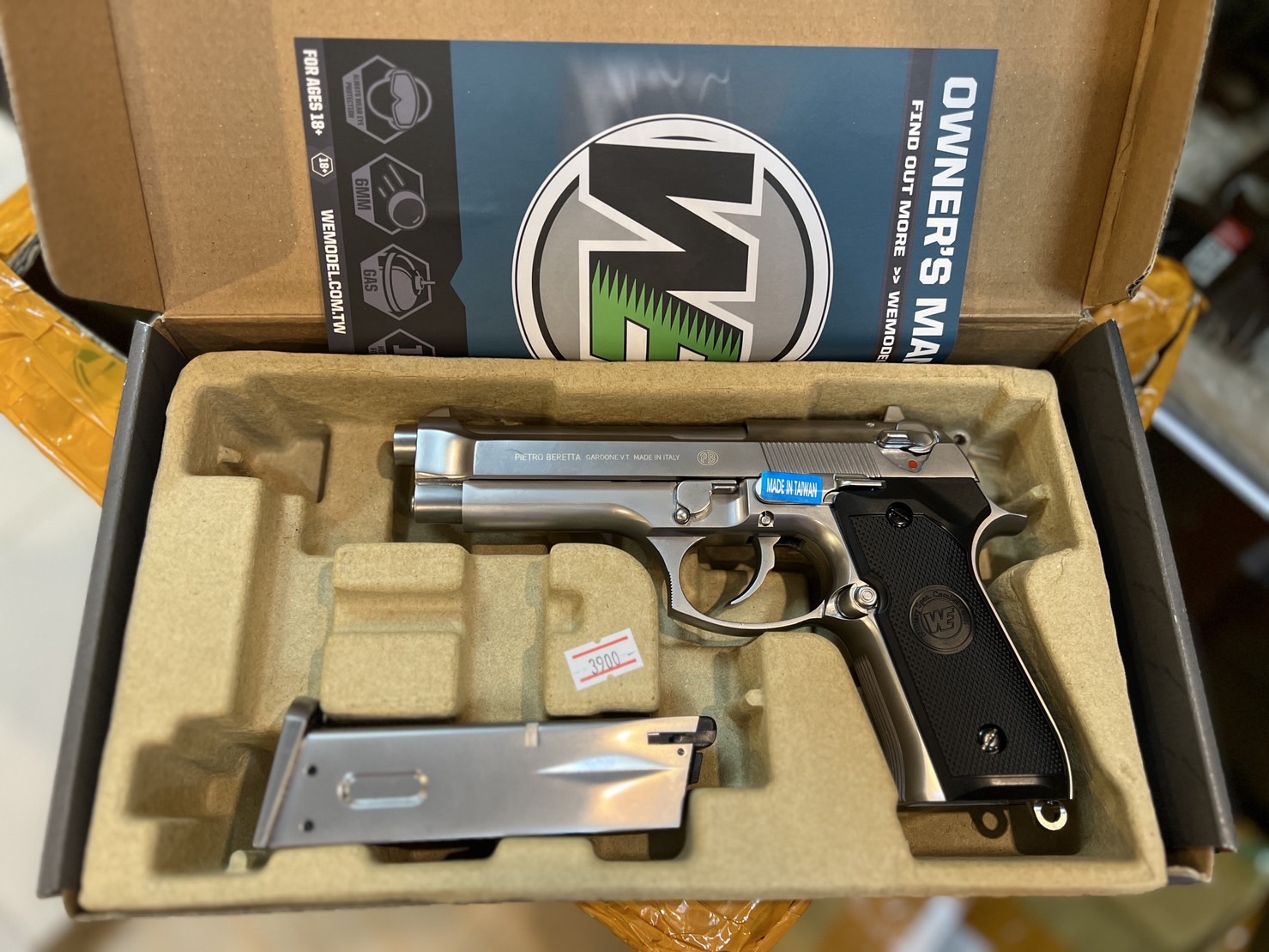 WE M92F สีเงินเงา