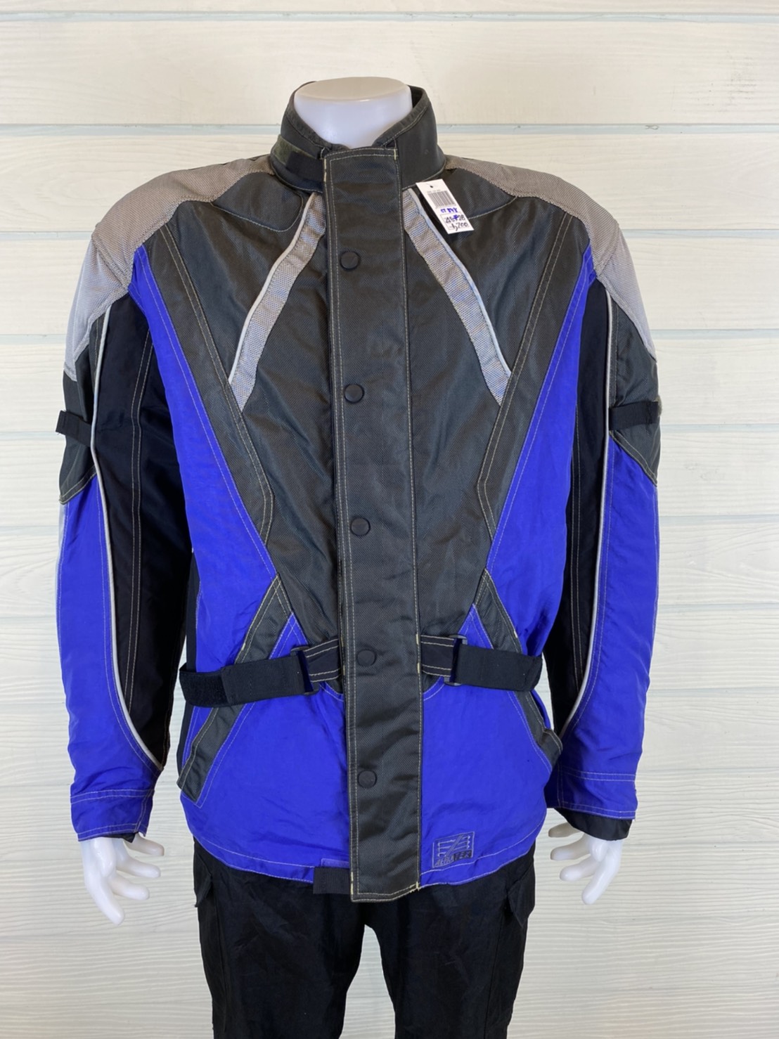 เสื้อขี่มอเตอร์ไซด์( มือสอง) CT 848 : อก 48-50" ยาว 28" MOTOLINE