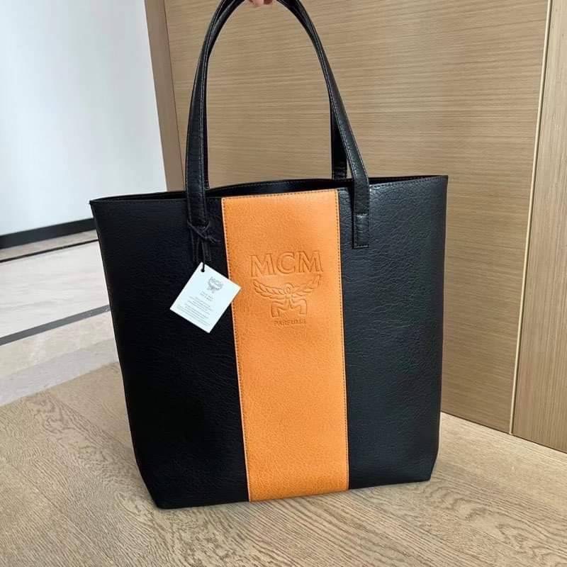 กระเป๋าสะพาย MCM Tote Bag