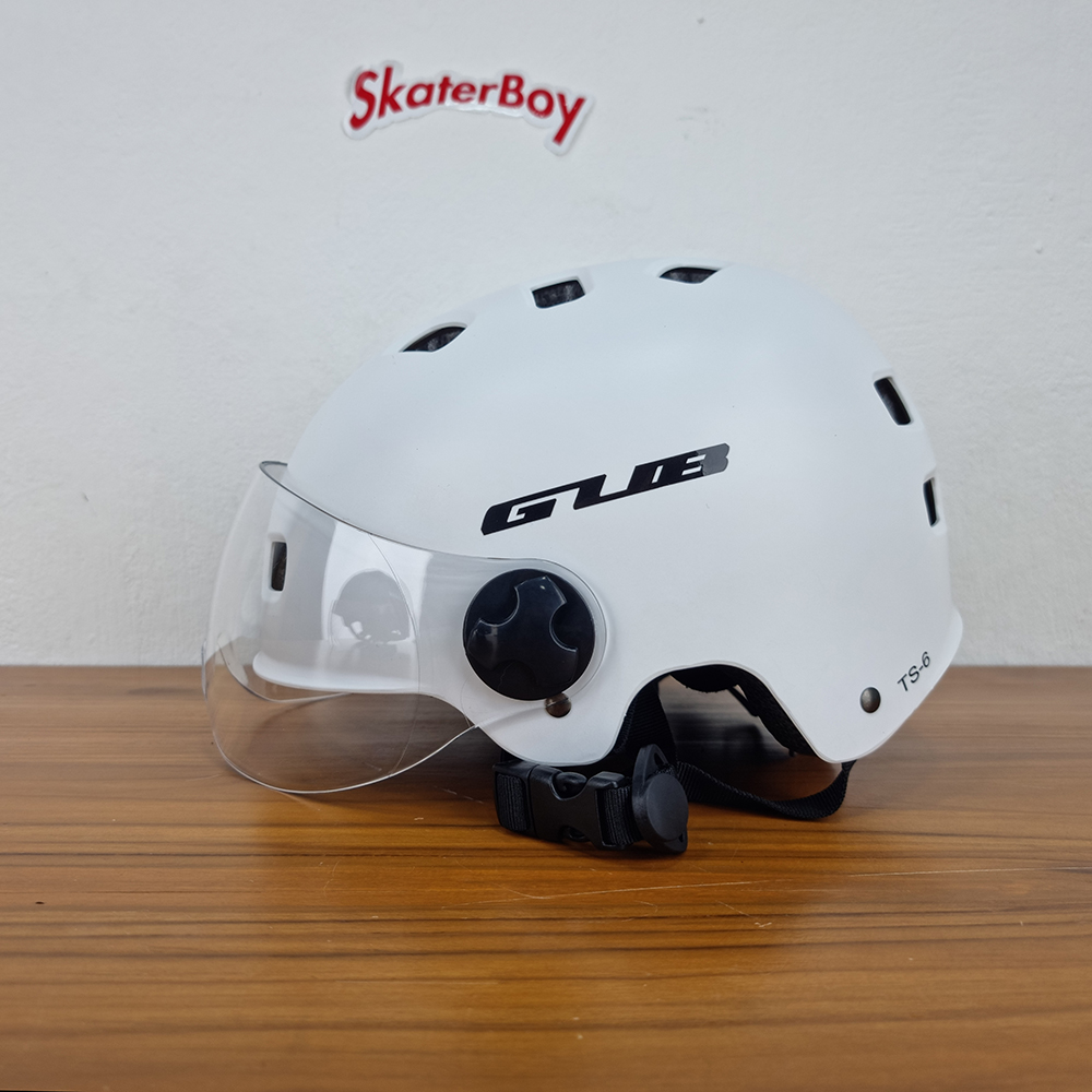 [0101][ลด50%] หมวกกันน็อค มีแว่นกันลม ปรับได้3ระดับ รอบหัว 58-60cm