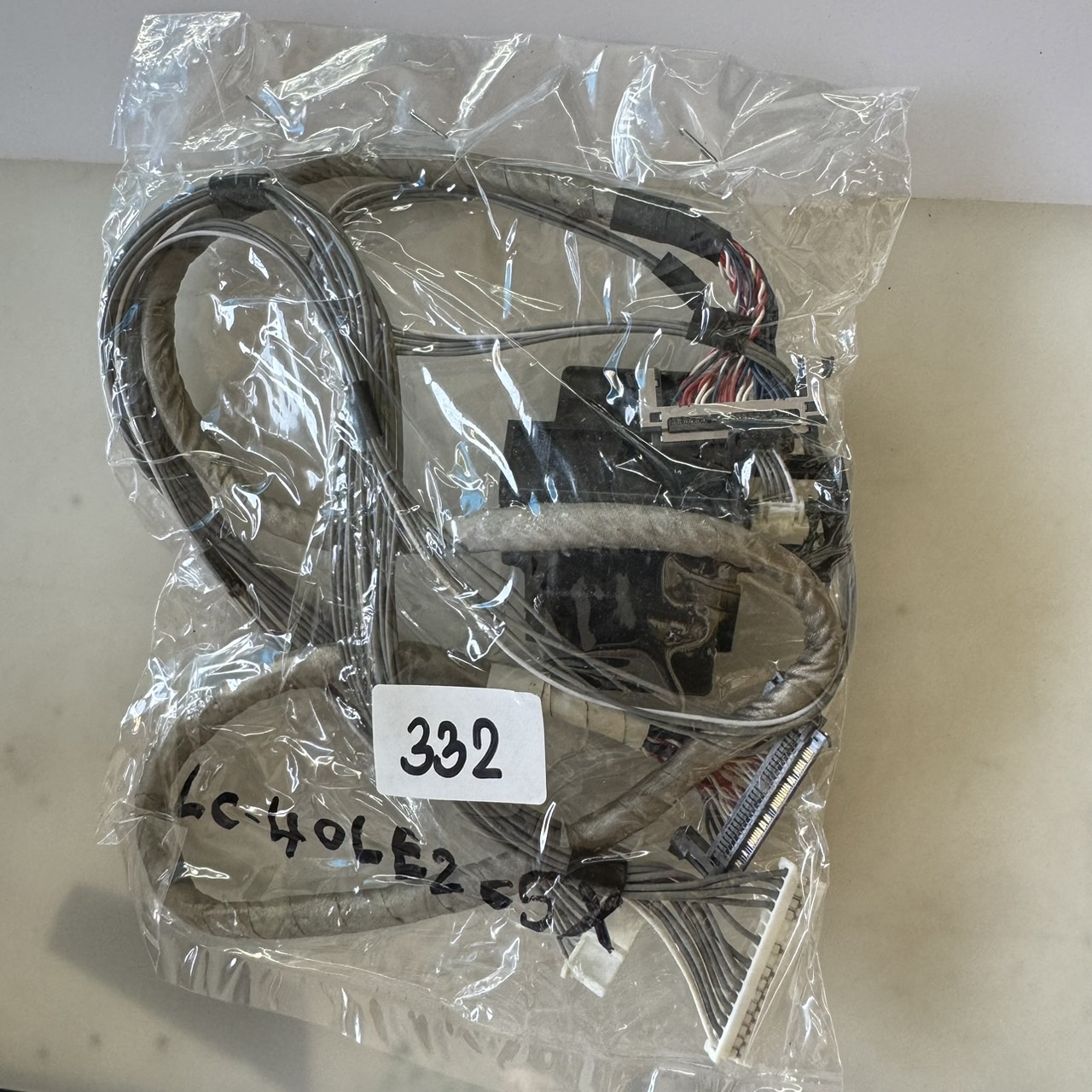 ชุดสายแพร 332 SHARP LC-40LE265X