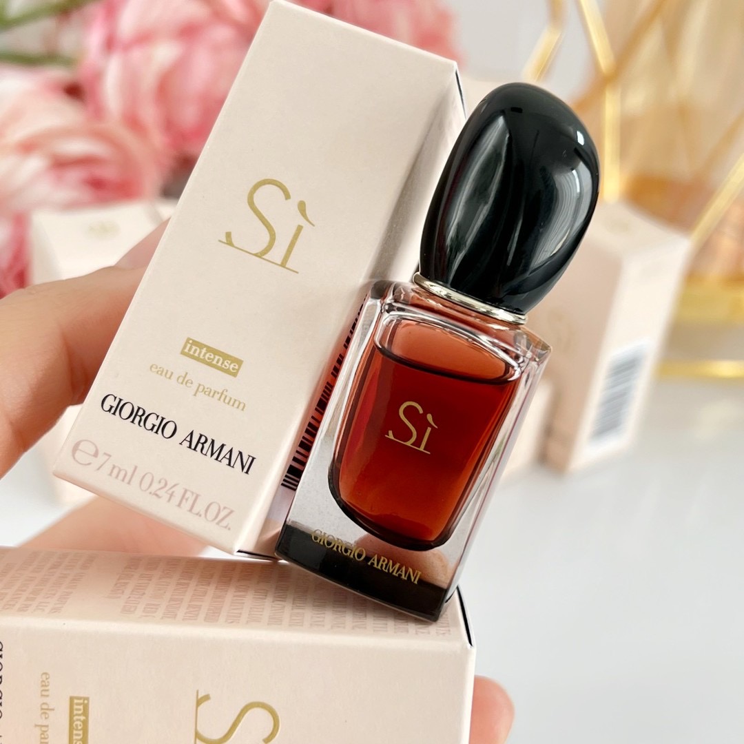 Giorgio Armani Si EDP Intense ขนาดทดลอง 7 ml หัวแต้ม