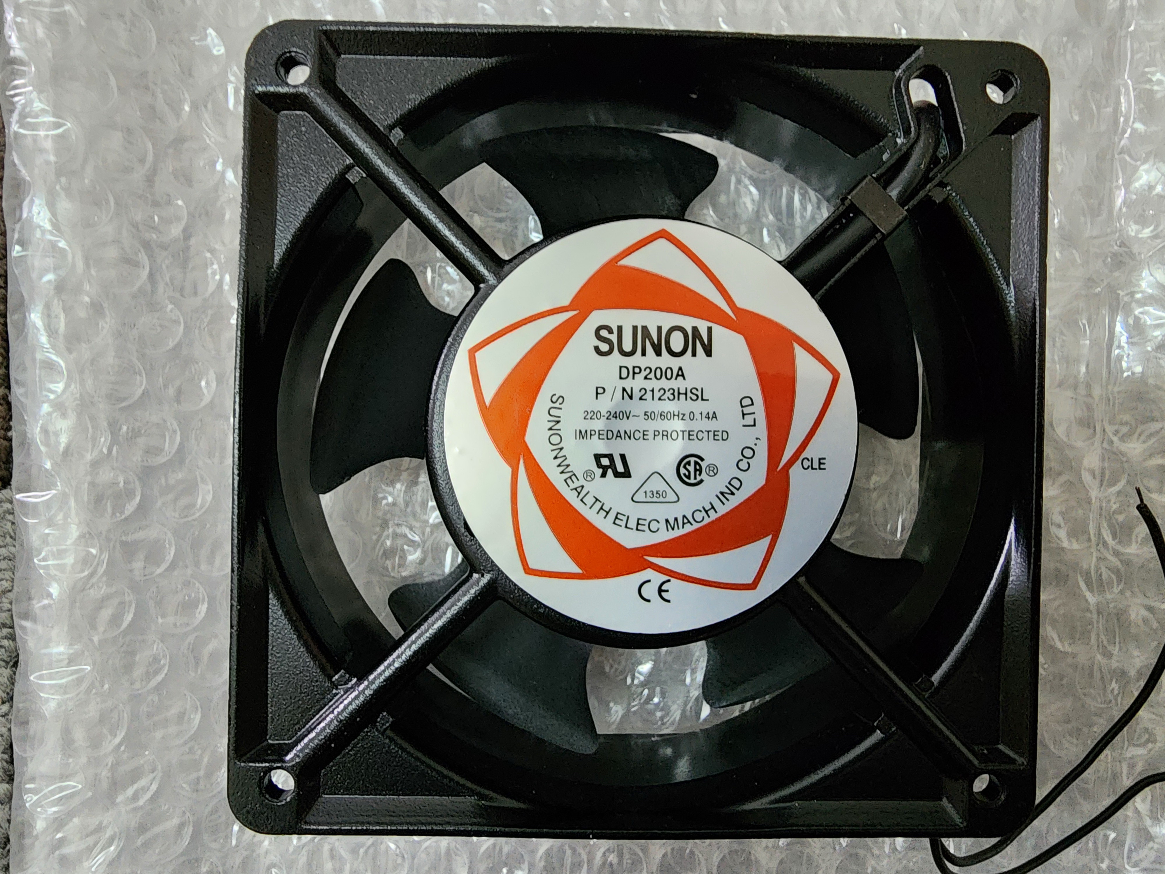 พัดลม AC 220V 0.14A 2 สาย 120x38mm รุ่น DP200A 2123HSL